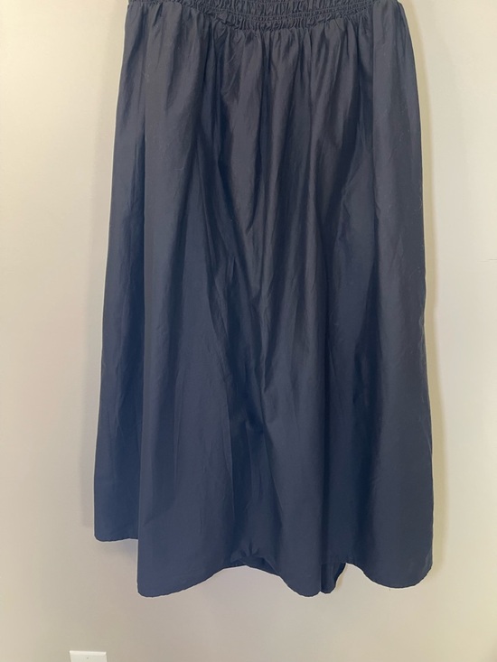 Old Navy Black Strapless Smocked Maxi Dress - Picture 2 of 8